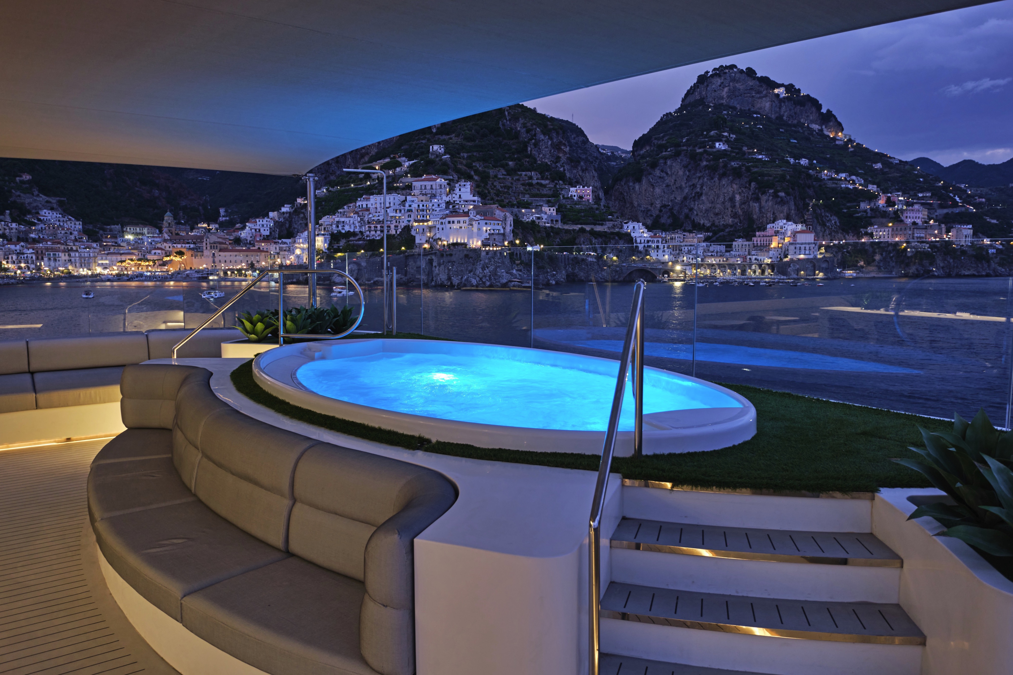 Emerald Sakara - Spa Pool